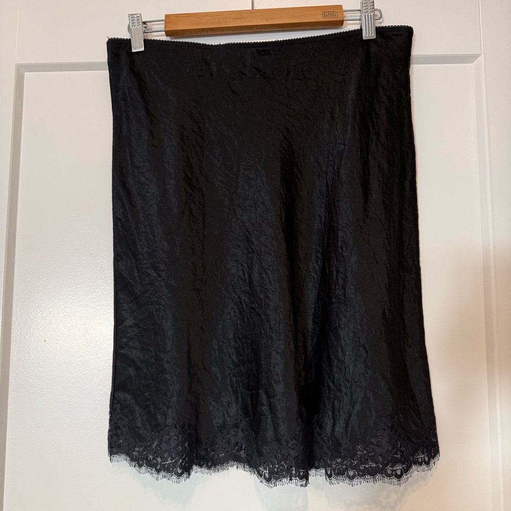 NWOT J.Crew Gwen lace-trim slip skirt in textured satin